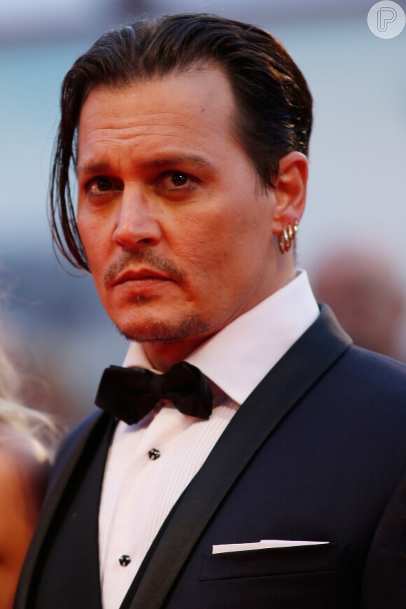 Protagonista de 'Aliança do Crime', Johnny Depp vai ao lançamento do filme no Festival de Veneza, nesta sexta-feira, 4 de setembro de 2015