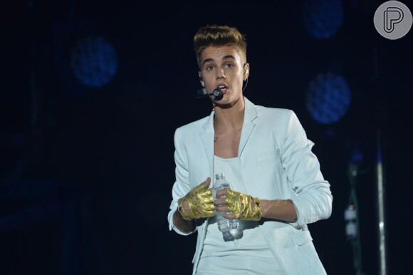 Justin Bieber está viajando o mundo com a turnê Believe