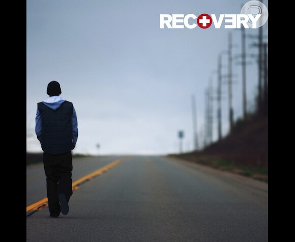 Com menos da metade de discos vendidos, Eminem aparece na segunda posição com o disco 'Recovery'