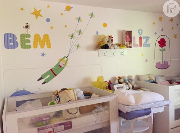 O quarto dos gêmeos Bem e Liz tem decoração inspirada em 'O Pequeno Príncipe'