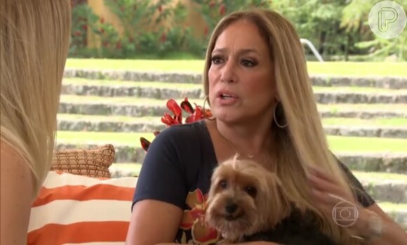 Susana Vieira contou para Angélica que seus cachorros a consolam de ela chega triste