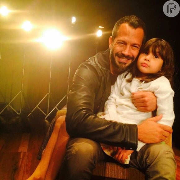 O ator também é pai de Sofia, de 6 anos, gerada em um outro relacionamento