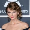Taylor Swift faz olhar sensual no Grammy Awards 2010