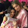 O icônico evento de moda da Victoria's Secret tem tanto as novatas Kendall Jenner e Gigi Hadid quanto a vetarana Alessandra Ambrosio nos bastidores. Confira fotos do desfile, que será gravado nesta terça, 10 de novembro de 2015