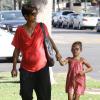 Halle Berry, grávida de sete meses de seu segundo filho, não deixa de curtir momentos de lazer com a promogênita Nahla, de 5 anos