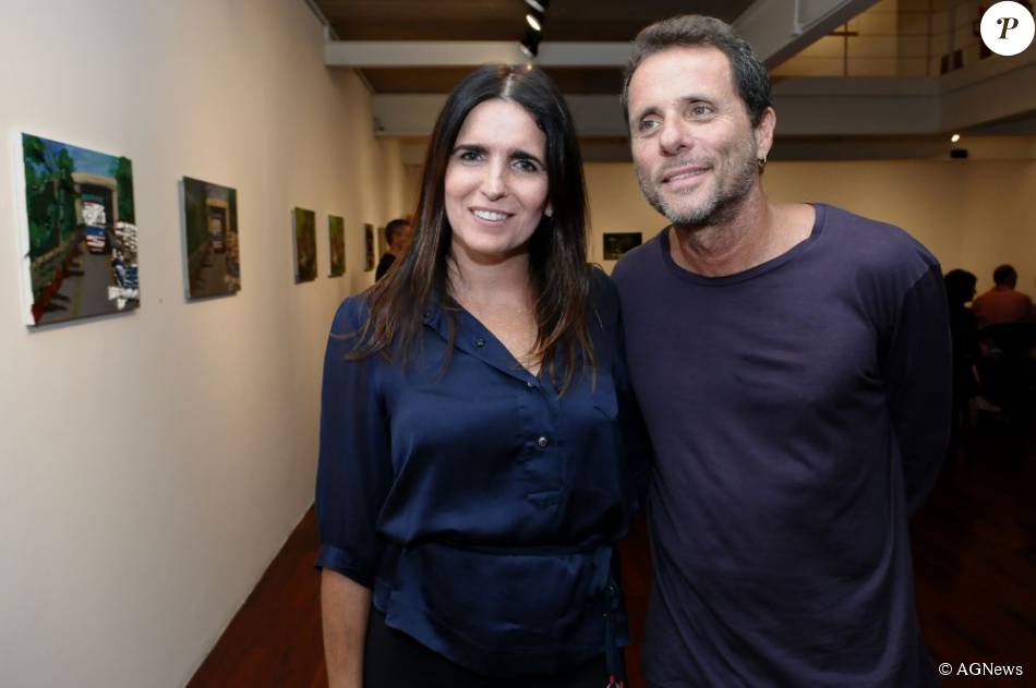 Malu Mader e Tony Bellotto também contabilizam 25 anos de casamento. Apaixonada pelo marido Malu Mader e Tony Bellotto também contabilizam 25 anos de casamento. Apaixonada pelo marido