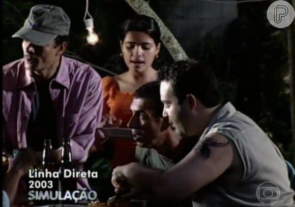 Vanessa Giácomo em cena do programa policial 'Linha Direta' (2003)
