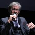  Steven Spielberg, diretor do filme 'Ponte dos Espiões', estava a caminho de Paris quando os atentados aconteceram 