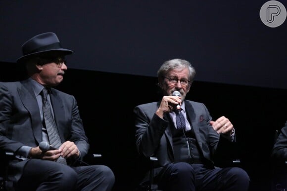 Steven Spielberg, diretor do filme 'Ponte dos Espiões', estava a caminho de Paris quando os atentados aconteceram