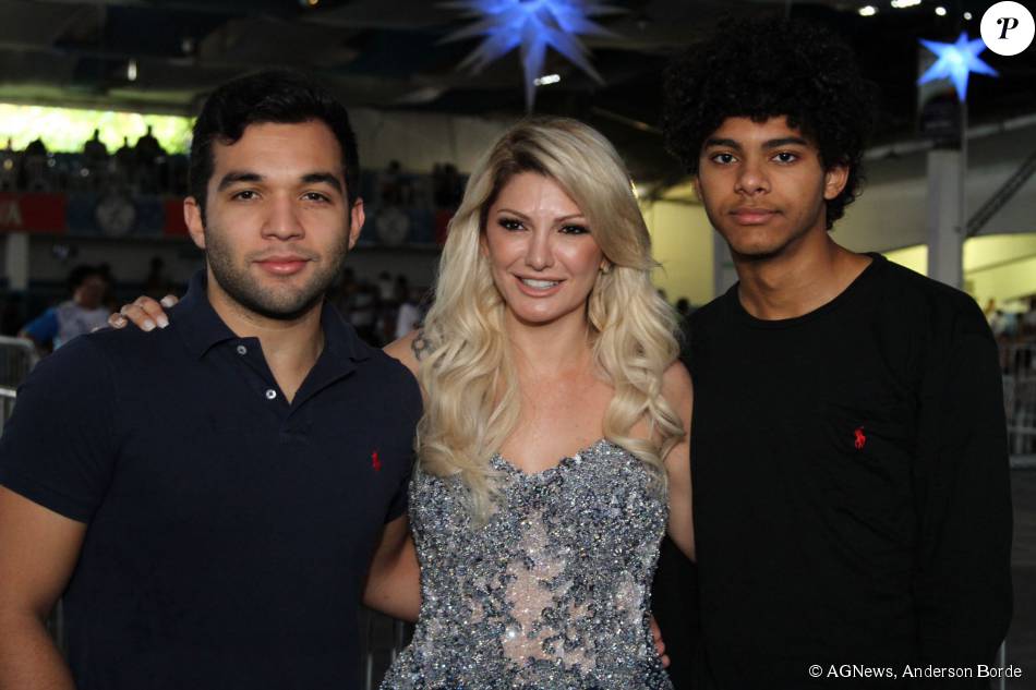 Antonia Fontenelle foi prestigiada pelo namorado, Jonathan Costa, e o ...