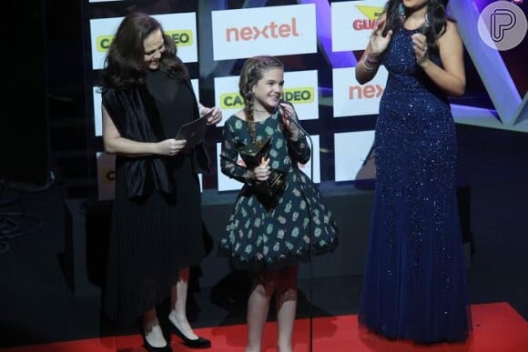 Mel Maia foi a vencedora na categoria ator/atriz mirim do 18º Prêmio Extra de Televisão
