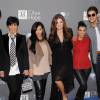 Kris Jenner é mãe de Kim Kardashian, Khloe Kardashian e, na foto acima, ainda posa como mulher de Bruce Jenner