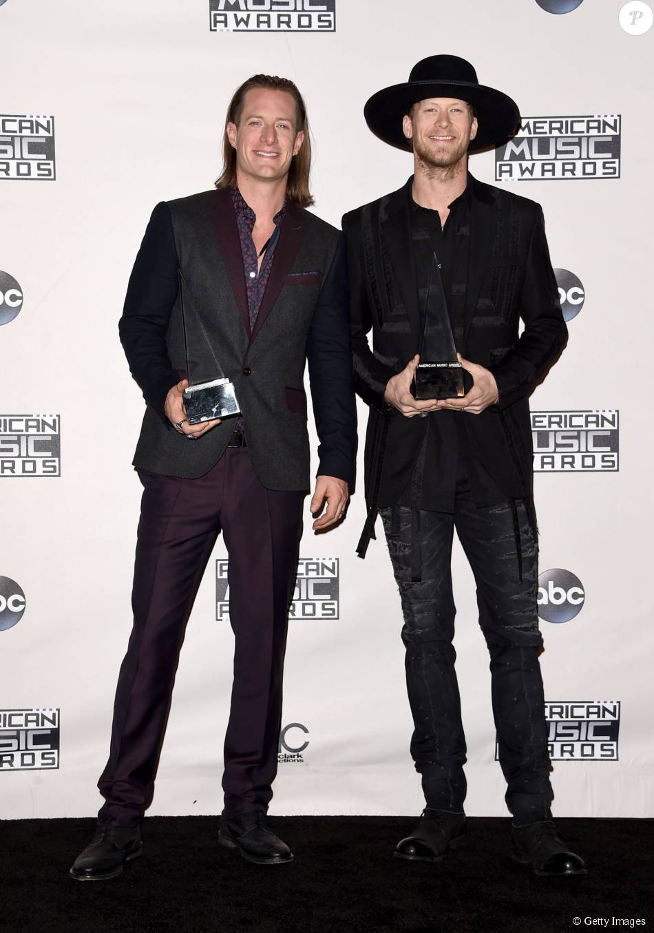 Tyler Hubbard e Brian Kelley, do Florida Georgia Lin, ganharam o prêmio como Duo/Grupo Favorito
