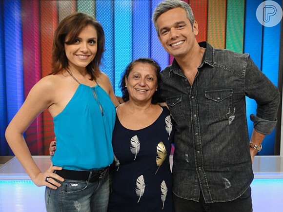 No comando de 'Vídeo Show' com Otaviano Costa, Monica Iozzi recebeu a visita de sua mãe, Wanda Iozzi