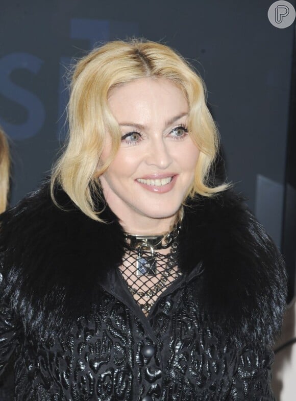 No dia em que comemora 55 anos, Madonna pede aos fãs doações à ONG como presente de aniversário
