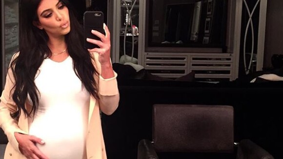 Kim Kardashian planeja cirurgia após parto: 'Quer mexer nos seios e fazer lipo'