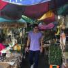 Gianecchini também visitou o Mercado das Flores na cidade tailandesa