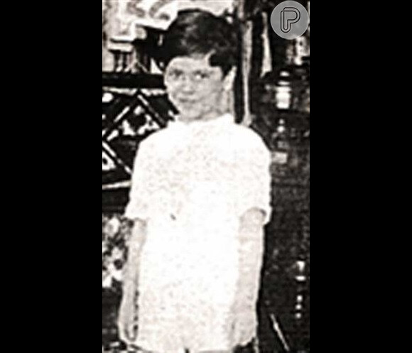 Silvio Santos quando era criança. Apresentador nasceu na Rua do Senado, Centro do Rio de Janeiro