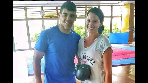 Bruna Marquezine treina muay thai em academia no Rio. 'Perigosa', diz instrutor