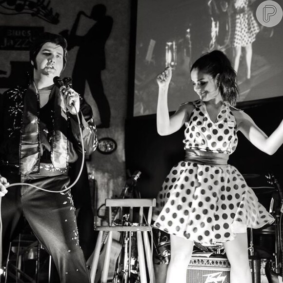 Paloma Bernardi se apresenta em musical realizado no VIII Sarau do Espaço Cultural Amarte neste domingo, 06 de dezembro de 2015