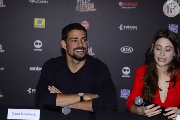 Cauã Reymond e Luisa Arraes também participaram do lançamento do filme 'Reza a Lenda'