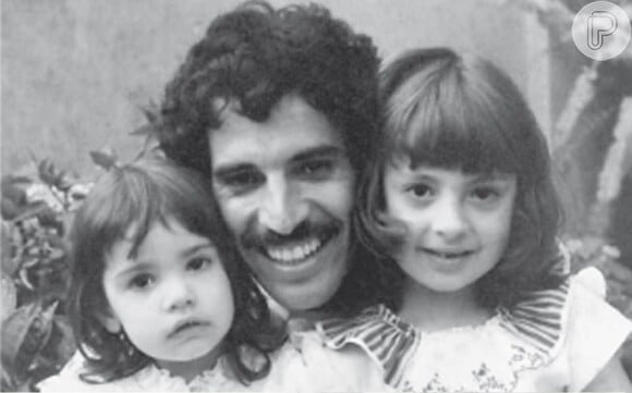 Paulo Betti e as filhas Juliana e Mariana, que teve com a primeira mulher, a atriz Eliane Giardini, com quem foi casado durante 24 anos