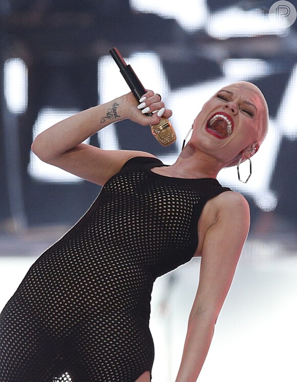 Jessie J chega ao Brasil para cantar no Rock In Rio. Ela se apresenta no domingo, antes de Alicia Keys e Justim Timberlake