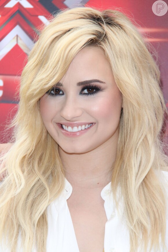 Demi Lovato é jurada do programa 'The X Factor'