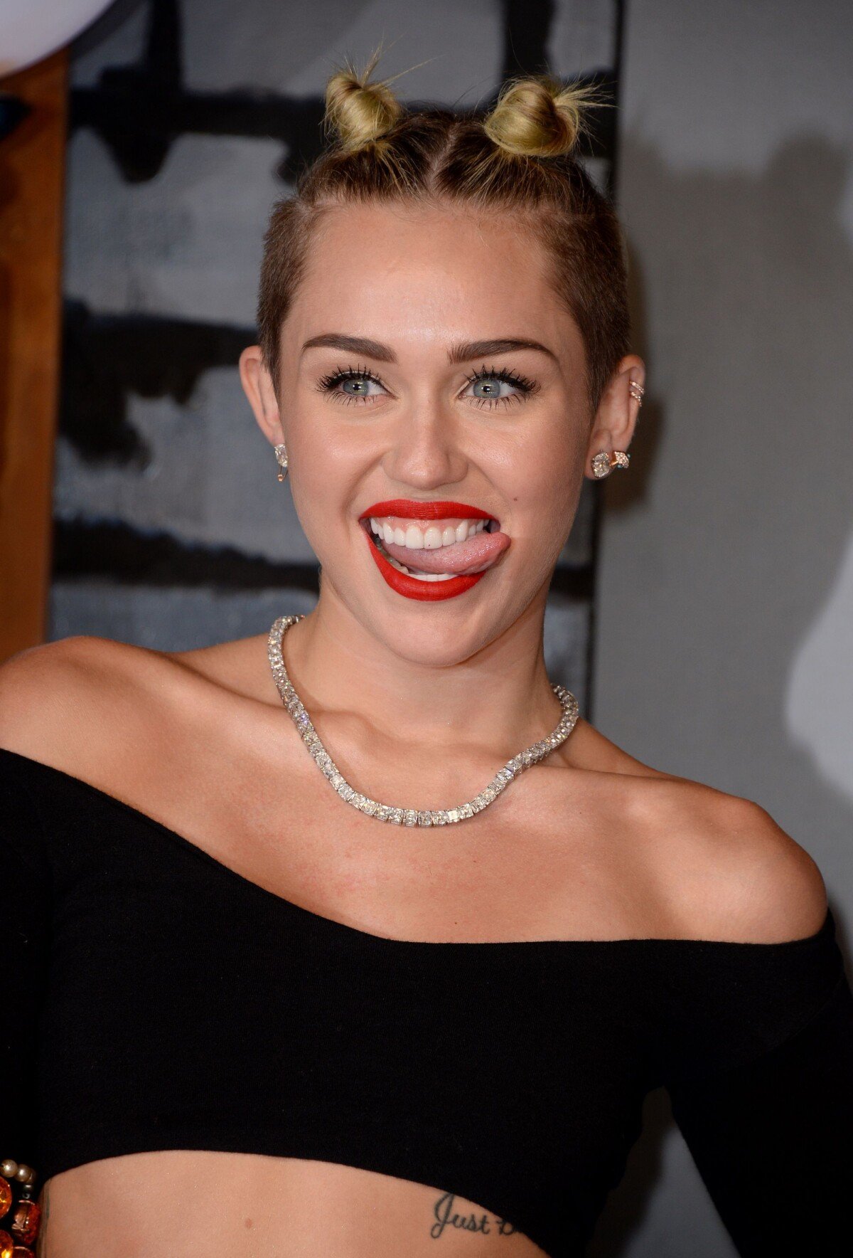 Foto Em entrevista ao programa francês de televisão 'Le Grand Journal