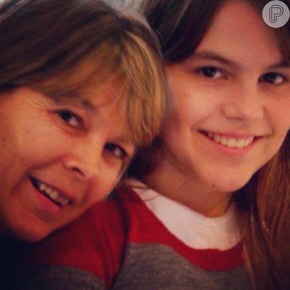 Bianca Salgueiro publica foto com a mãe, Denise, no Instagram. Ela diz que tem uma ótima relação com os pais