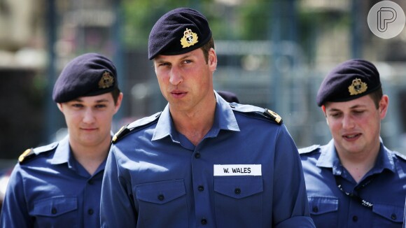 Príncipe William não será mais um oficial do exército britânico. O monarca vai se dedicar aos trabalhos junto à Coroa da Grã-Bretanha