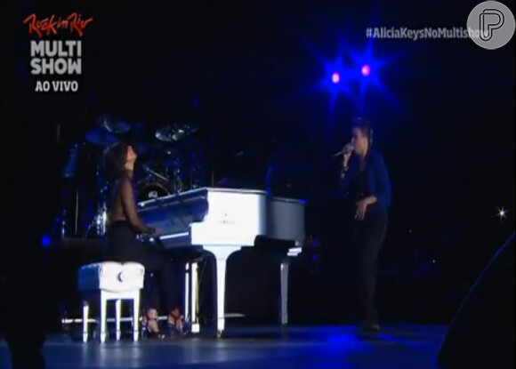 Alicia Keys e Maria Gadú cantam 'Fallin' no terceiro dia do Rock in Rio, na noite deste domingo, 15 de setembro de 2013