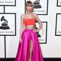 Taylor Swift é criticada na web por magreza no Grammy 2016: 'Cara de doente'