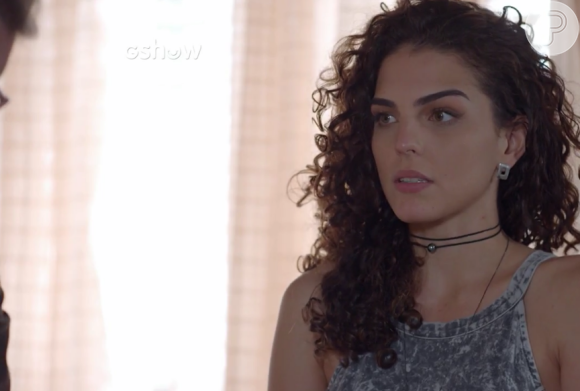 Ciça (Julia Konrad) instiga Miguel (Marcello Airoldi) a denunciar a ocupação do Dom Fernão à polícia e a confrontar Luciana (Marina Moschen)