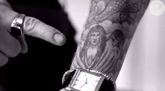 Justin Bieber tatuou um anjo com o rosto inspirado em Selena e agora quer mudar a tatuagem