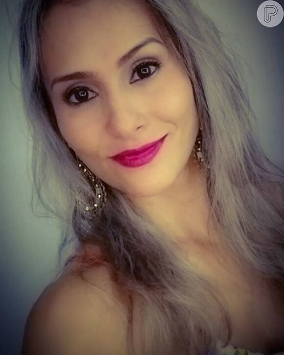 Cinthia Mayumi é a ex-namorada de Renan, do 'Big Brother Brasil 16', de quem o modelo costuma se referir dentro da casa