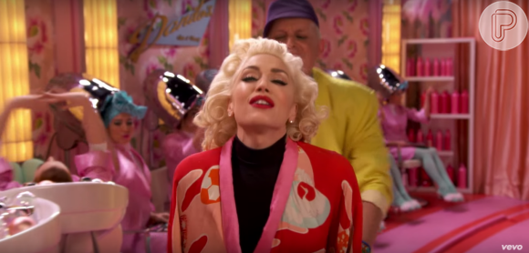 Gwen Stefani lançou o clipe de 'Make Me Like You' na última segunda-feira, 15 de fevereiro de 2016