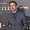 Robert Pattinson superou Kristen Stewart e está namorando morena