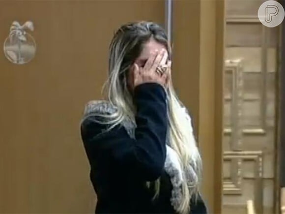 Arrasada com a saída de Mateus Verdelho, Bárbara Evans não parou de chorar