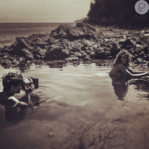 Yuri Sardenberg também fotografou outras modelos em Búzios, no litoral do estado do Rio de Janeiro