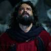 Moisés (Guilherme Winter) se emocionou ao conversar com Deus na estreia da novela 'Os Dez Mandamentos - Nova Temporada'