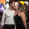'BBB16': Matheus e Maria Claudia trocam beijos na final do programa