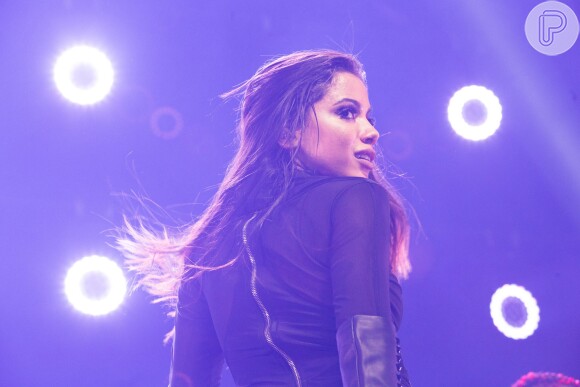 Anitta se apresentou no Barra Music, no Rio de Janeiro, na noite desta quinta-feira, 7 de abril de 2016