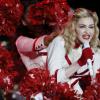 Madonna reclamou com fãs que fumavam cigarros perto do palco, em show que fez no Chile, nesta quinta-feira, 20 de dezembro de 2012