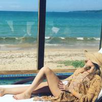 Ex-BBB Ana Paula Renault curte sábado em Búzios em hotel com diária de R$ 400