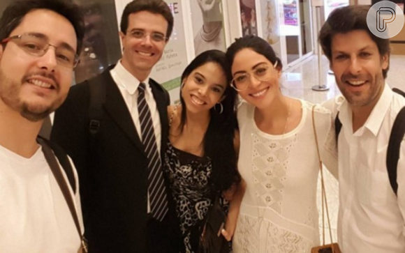 Carol Castro e Felipe Prazeres anunciaram o namoro em março
 