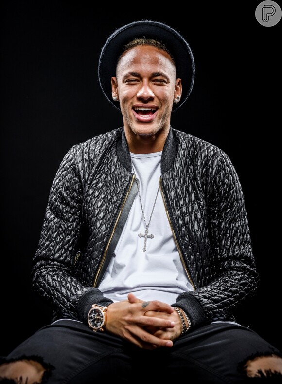 Neymar Jr. concedeu uma entrevista para a primeira edição da nova 'Playboy'