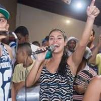Munik, campeã do 'BBB16', canta música de Wesley Safadão em bar de Goiás. Vídeo!