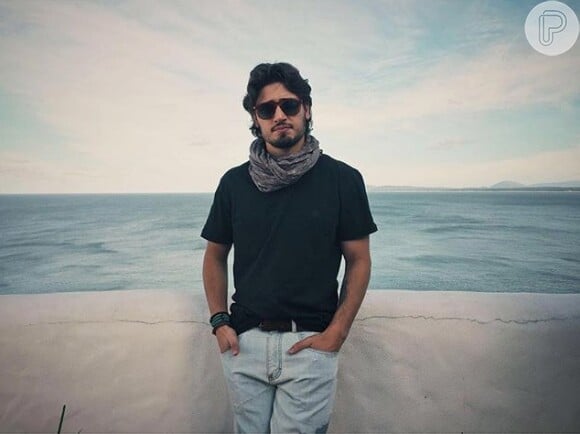 O ator Daniel Rocha também está no Uruguai para as gravações de 'Totalmente Demais'