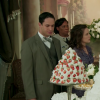 Sandra (Flávia Alessandra) tentou acertar o bolo em Maria (Bianca Bin), mas Celso (Rainer Cadete) a defendeu